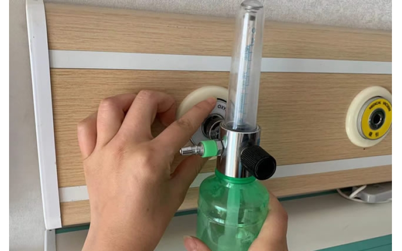 中心供氧系統(tǒng)濕化瓶在使用中會(huì)遇到哪些問(wèn)題？